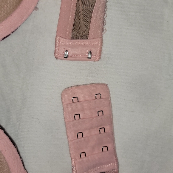 VICTORIA SECRET 38C GORGEOUS - Picture 8 of 12